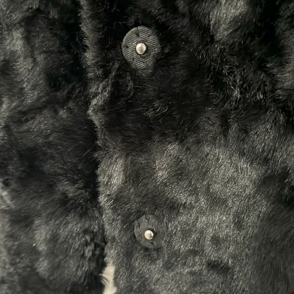 Black Fur Vest with Snap Closures Neiman Marcus Skaist Taylor XS - Picture 2 of 7